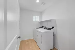 140 Green Berets Bnd, Jarrell, TX 76537 - Photo 17