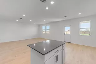 140 Green Berets Bnd, Jarrell, TX 76537 - Photo 11