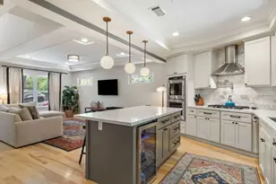 1006 Avondale Rd, Austin, TX 78704 - Photo 7