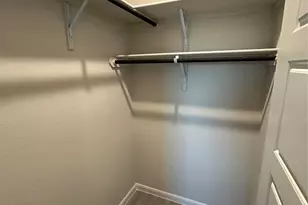 810 E Baxter Street E, Seguin, TX 78155 - Photo 19