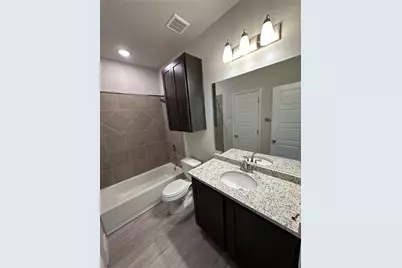 810 E Baxter Street E #A & B, Seguin, TX 78155 - Photo 17