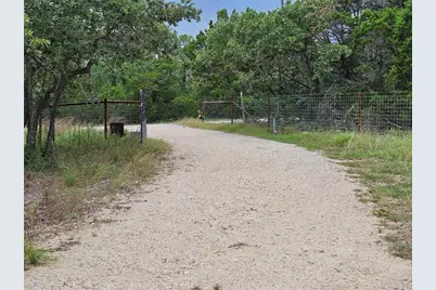 4400 Hilliard Road, San Marcos, TX 78666 - Photo 3