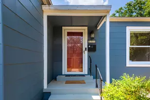 811 E 45th St, Austin, TX 78751 - Photo 3