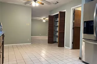 209 Oak Crest Ln, Georgetown, TX 78628 - Photo 9