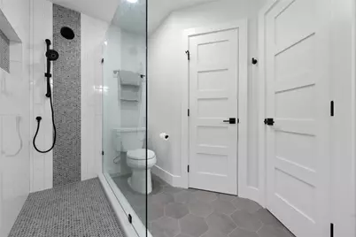 2404 Monarch Drive, Austin, TX 78748 - Photo 17