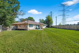 14003 Valley Grove Dr, Houston, TX 77066 - Photo 27