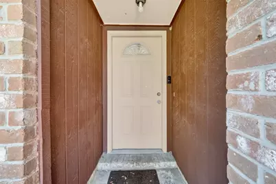 14003 Valley Grove Drive, Houston, TX 77066 - Photo 3