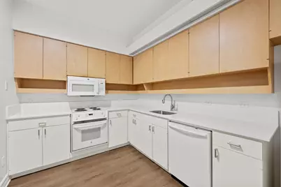 409 E 38th Street #101, Austin, TX 78705 - Photo 9