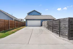 8709 Slater Dr, Austin, TX 78747 - Photo 3