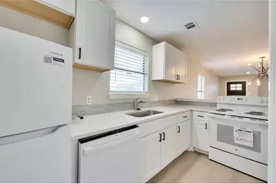 6400 Auburn Drive #B, Austin, TX 78723 - Photo 9