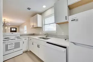 6400 Auburn Dr, Austin, TX 78723 - Photo 9