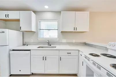 6400 Auburn Drive #B, Austin, TX 78723 - Photo 7