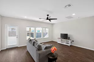 233 Bethpage Dr, San Marcos, TX 78666 - Photo 3