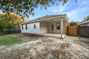 561 Bayou Bend Dr, Buda, TX 78610 - Photo 5