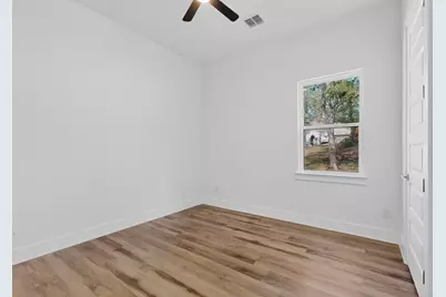 137 N Pohakea Drive, Bastrop, TX 78602 - Photo 27