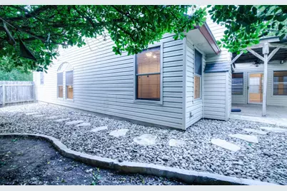 729 Shade Tree Drive, Austin, TX 78748 - Photo 23