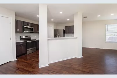 1004 Bluff Meadow Cove, Georgetown, TX 78626 - Photo 5