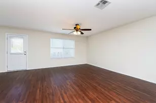 1004 Bluff Meadow Cove, Georgetown, TX 78626 - Photo 11