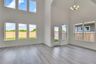 105 Greinert Dr, Taylor, TX 76574 - Photo 7