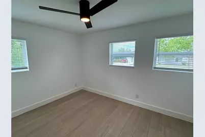 5805 N Hampton Drive, Austin, TX 78723 - Photo 17