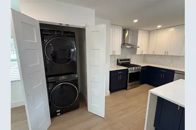 5805 N Hampton Drive, Austin, TX 78723 - Photo 19