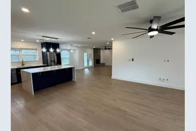 5805 N Hampton Drive, Austin, TX 78723 - Photo 7