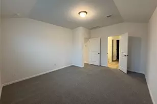 100 Honey Bee Rd, Jarrell, TX 76537 - Photo 3