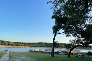 21107 Highland Lake Dr, Lago Vista, TX 78645 - Photo 13