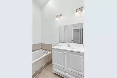 21107 Highland Lake Drive #3, Lago Vista, TX 78645 - Photo 13