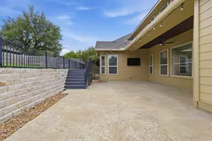 112 Bastrop Dr, Georgetown, TX 78628 - Photo 35