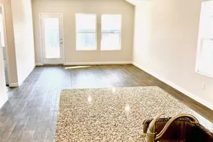 1420 London Wy, Lockhart, TX 78644 - Photo 3