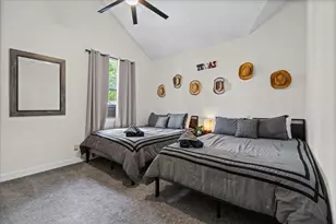 1201 S Garden St, Austin, TX 78702 - Photo 21