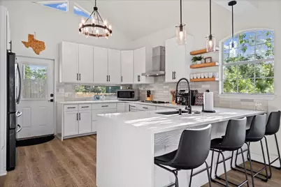 1201 S Garden Street #A, Austin, TX 78702 - Photo 9