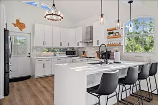 1201 S Garden St, Austin, TX 78702 - Photo 9