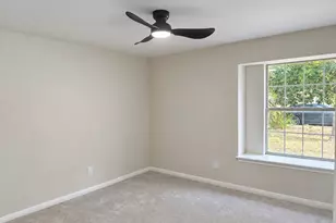 306 Debora Dr, Georgetown, TX 78628 - Photo 15