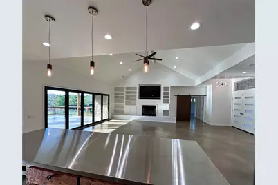 137 Mulberry Lane, Bastrop, TX 78602 - Photo 17