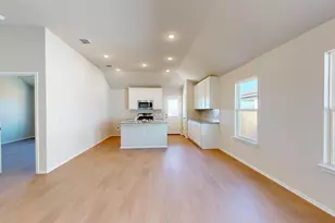 9308 Corvallis Dr, Austin, TX 78747 - Photo 7