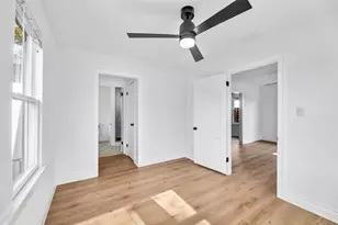 306 W Stassney Ln, Austin, TX 78745 - Photo 9