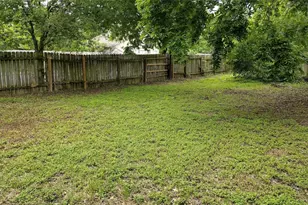 10001 Parliament House Rd, Austin, TX 78729 - Photo 19