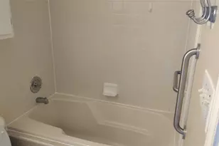 10001 Parliament House Rd, Austin, TX 78729 - Photo 15