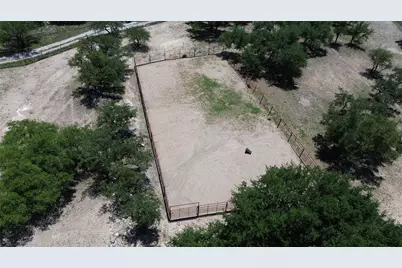 496 Middleton Road, Spicewood, TX 78669 - Photo 37