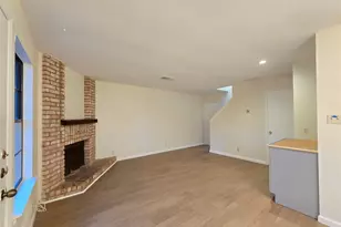 1305 Dobie Dr, Austin, TX 78753 - Photo 9