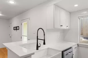 3601 Menchaca Rd, Austin, TX 78704 - Photo 17