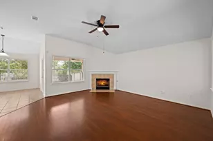 882 Shadow Creek Blvd, Buda, TX 78610 - Photo 5