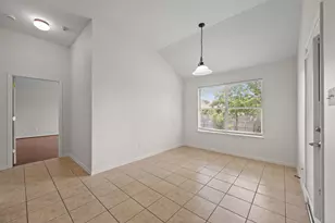 882 Shadow Creek Blvd, Buda, TX 78610 - Photo 13