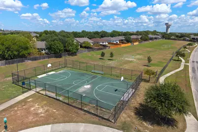 882 Shadow Creek Boulevard, Buda, TX 78610 - Photo 33