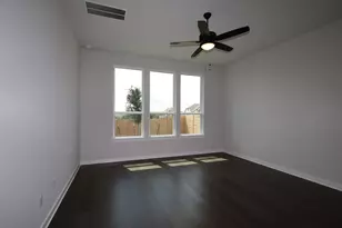 436 Leaning Rock Rd, Georgetown, TX 78628 - Photo 7
