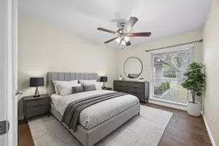 9215 Hunters Trace E, Austin, TX 78758 - Photo 9