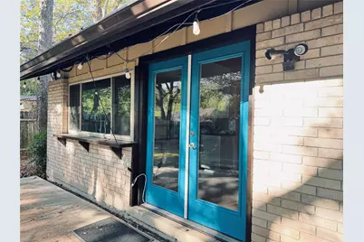 9215 Hunters Trace E, Austin, TX 78758 - Photo 15