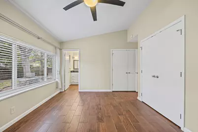 9215 Hunters Trace E, Austin, TX 78758 - Photo 19